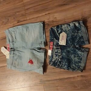 Comfort Denim Womans Shorts Lot of 2 Sz 4